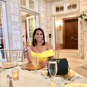 Meet your Posher, Alicia